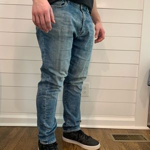American eagle flex fit jeans.